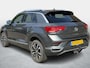 Volkswagen T-Roc 1.5 TSI Sport Business R R Line / Digitaal dashboard / Trekhaak / Apple & Android / Black Package / Standkachel /