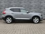 Volvo XC40 2.0 B4 Core | Trekhaak | Adaptieve Cruise Control | Dodehoek Detectie | Stoel-/Stuur-/-Achterbankverwarming | Extra Getint Glas | Standkachel | Parkeercamera | Google Maps |