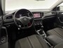 Volkswagen T-Roc TSI Black Edition | Camera | Carplay | LED | Trekh. | Adaptive-Cruise | Parkeersens. | Navi l NAP