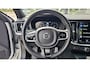 Volvo S60 2.0 B4 R-Design NL auto | All-in | dealeronderhouden