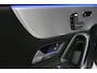 Mercedes-Benz A-klasse 200 AMG Line / A45 AMG Diffuser / Panamericana Grille / Panoramadak / A45 Dakspoiler / Elektr. verstelbare voorstoelen + memory / Multibeam LED Koplampen / Apple Carplay - Android Auto / Stoelverwarming / Ambienteverlichting / 19'' LMV / Night pakket / Dodehoek detectie / Widescreen / Achteruitijrcamera
