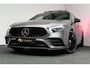 Mercedes-Benz A-klasse 200 AMG Line / A45 AMG Diffuser / Panamericana Grille / Panoramadak / A45 Dakspoiler / Elektr. verstelbare voorstoelen + memory / Multibeam LED Koplampen / Apple Carplay - Android Auto / Stoelverwarming / Ambienteverlichting / 19'' LMV / Night pakket / Dodehoek detectie / Widescreen / Achteruitijrcamera