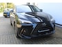 Lexus NX 450h+ AWD Luxury Line | Direct Leverbaar !! | Afneembare trekhaak | Stoel/stuur verwarming | Elektrisch verstelbare stoelen | Achteruitrijcamera | Adaptive cruise controle | Lane assist | Elektrische kofferbakklep | Elektrisch verstelbaar stuurwiel | Navigatie | Apple CarPlay/Android Auto | Keyless entry/start | Parkeersensoren V+A | Virtual cockpit | Dodehoekdetectie |