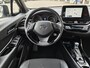 Toyota C-HR 1.8 Hybrid Style Bi-Tone | Premium Pack | Sensoren v/a | Android