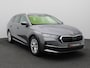 Skoda Octavia Combi 1.5 TSI MHEV Business Edition Plus 150PK DSG Achterruitrijcamera, Adaptieve Cruise Control, Stoelverwarming voor & achter, Stuurwielverwarming, Alarm, Keyless, Full LED, Lane Assist, Navi via Apple Carplay/ Android Auto, 17" LM Velgen
