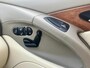 Mercedes-Benz SL 350 /Apple Carplay/Elektr. Stoelen+MEM/Stoelverw.+verkoeling/Leder/19" LMV/Bluetooth/Multifunctioneel stuurwiel/(MET GARANTIE*)