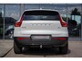 Volvo XC40 2.0 B4 Plus Dark | 2000 kg trekgewicht | Trekhaak | Stuur & Stoelverwarming | Pilot Assist | Elektrische Achterklep | Elektrische Stoelen | Google Services | Harman Kardon |