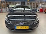 Volvo V60 D4 181pk Summum Geartronic | Crème leder | Stoelverwarming | Navigatie | Voorruitverwarming | Afn. trekhaak | BLIS | NAP | Rijklaar prijs!