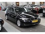 BMW 3-Serie Touring 320i Dynamic Executive Automaat Airco, Cruise Control, Navigatie, Stuurbekrachtiging