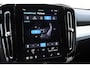Volvo XC40 B4 211PK automaat Plus Dark / Navigatie / Harman Kardon / Stuur & Stoelverwarming / 19" Velgen / Trekhaak / Elektrische stoelverst. met geheugen