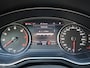 Audi A4 Avant 1.4 TFSI S line Automaat 19 inch LED Trekhaak Leer