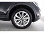 Volkswagen T-Roc 1.5 TSI 150pk Automaat Business led|nav|cam|dab|stoelverw.|acc|lmv17