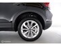 Volkswagen T-Roc 1.5 TSI 150pk Automaat Business led|nav|cam|dab|stoelverw.|acc|lmv17