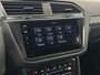 Volkswagen Tiguan 1.4 TSI 245pk eHybrid R-Line Business+ Black Style Trekhaak Camera Led Virtual Cockpit Navigatie