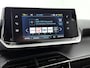 Peugeot e-208 EV Allure 50 kWh 136pk Automaat | 3-Fase | Climate Control | Navigatie | Cruise Control | Parkeersensoren Voor + Achter | Verwarmbare Voorstoelen | 16" Lichtmetalen Velgen | Apple Carplay/Android Auto |
