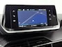 Peugeot e-208 EV Allure 50 kWh 136pk Automaat | 3-Fase | Climate Control | Navigatie | Cruise Control | Parkeersensoren Voor + Achter | Verwarmbare Voorstoelen | 16" Lichtmetalen Velgen | Apple Carplay/Android Auto |