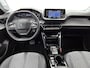 Peugeot e-208 EV Allure 50 kWh 136pk Automaat | 3-Fase | Climate Control | Navigatie | Cruise Control | Parkeersensoren Voor + Achter | Verwarmbare Voorstoelen | 16" Lichtmetalen Velgen | Apple Carplay/Android Auto |