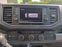 Volkswagen Crafter 35 2.0TDI L3H3 3-Persoons Navi Airco Cruise Control Verwarmbare Voorruit Regensensor Pdc Schuifdeur Betonplex vloer Wandbetimmering Highline Euro 6 Diverse beschadigingen rondom