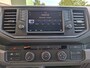 Volkswagen Crafter 35 2.0TDI L3H3 3-Persoons Navi Airco Cruise Control Verwarmbare Voorruit Regensensor Pdc Schuifdeur Betonplex vloer Wandbetimmering Highline Euro 6 Diverse beschadigingen rondom