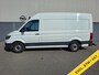 Volkswagen Crafter 35 2.0TDI L3H3 3-Persoons Navi Airco Cruise Control Verwarmbare Voorruit Regensensor Pdc Schuifdeur Betonplex vloer Wandbetimmering Highline Euro 6 Diverse beschadigingen rondom