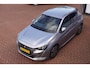 Peugeot 208 1.2 PureTech Allure Pack / Camera / LED / Navi / Half-leder / ECC / Parkeer-Hulp / = TOP ONDERHOUDEN !!