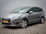 Peugeot 5008 1.6 VTi Style 7p. | Clima | Cruise | Navi | Camera | Panoramadak | Trekhaak | Lichtmetaal | 7 Persoons | Pdc |