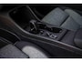 Volvo XC40 2.0 B3 Business Edition | Stoel en Stuurverwarming | Harman Kardon | Adaptieve Cruise Control | BLIS | Donker Glas |