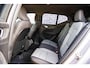Volvo XC40 2.0 B3 Business Edition | Stoel en Stuurverwarming | Harman Kardon | Adaptieve Cruise Control | BLIS | Donker Glas |