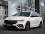 Skoda Octavia Combi 1.4 TSI 245pk RS iV PHEV Business Pano Keyless Ambiente Verlichting Park Assist