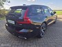 Volvo V60 2.0 T8 Recharge AWD R-Design|Pano|Leder