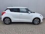Suzuki Swift 1.2 Stijl Smart Hybrid Navigatie, Climate Control, Adaptive Cruise Control, 16"Lm, Achteruitrijcamera, Stoelverwarming