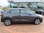 Kia Niro 1.6 GDi Hybrid DynamicLine | Trekhaak | Navigatie | Parkeercamera | Climate Control |