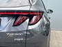 Hyundai Tucson 1.6 T-GDI 265pk PHEV Comfort Smart 4WD | Climate | Camera | Carplay | Keyless | Navigatie | Full - Led | Elek. Klep | Winterpakket | 19" Lichtmetaal | Digitale Cockpit | Parkeer Assistent | Adapt. Cruisecontrol | 1e Eigenaar