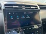 Hyundai Tucson 1.6 T-GDI 265pk PHEV Comfort Smart 4WD | Climate | Camera | Carplay | Keyless | Navigatie | Full - Led | Elek. Klep | Winterpakket | 19" Lichtmetaal | Krell Audio | Digitale Cockpit | Parkeer Assistent | Adapt. Cruisecontrol | 1e Eigenaar