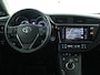 Toyota Auris 1.8 Hybrid Executive | Navigatie | Trekhaak | Stoelverwarming |