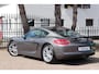 Porsche Cayman 2.7
