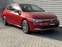 Volkswagen Golf 1.5 eTSI 150PK Style / Panoramadak / Head-Up Display / Achteruitrijcamera / Memory Seat / Stuur + Stoelverwarming / LED-Plus **