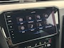 Volkswagen Passat Variant 1.5 TSI R-Line Business + Trekhaak Camera Keyless Stoelverwarming Virtual Cockpit Navigatie