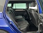 Volkswagen Passat Variant 1.5 TSI R-Line Business + Trekhaak Camera Keyless Stoelverwarming Virtual Cockpit Navigatie