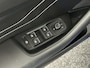 Volkswagen Passat Variant 1.5 TSI R-Line Business + Trekhaak Camera Keyless Stoelverwarming Virtual Cockpit Navigatie