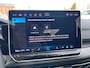 Volkswagen Golf 1.5 eTSI 150PK DSG R-Line Edition / Head-up Display / / Matrix Led / Panoramadak / Digital Cockpit Pro / 18'' LMV / VW