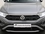 Volkswagen T-Roc 1.5TSI/150PK Life DSG · Navigatie · Apple/Android Car Play · Camera + Parkersensoren · Garantie tot januari 2027