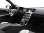 Volvo V60 Cross Country T5 245pk Automaat Polar+ / 19''  Bor / Schuif-/kanteldak / El. Stoelen / Dubbel glas / Afn. Trekhaak / Kinderzitjes / H&K Audio / Keyless / Stoel + stuurw. verwarming / PDC + CAM / ACC / BLIS /