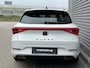 CUPRA Leon Sportstourer 1.4 e-Hybrid 204PK Performance / Panoramadak / Kuipstoelen / Stuur + Stoelverwarming / Verwarmbare Voorruit / Parkeersensoren Achter