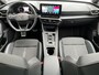 CUPRA Leon Sportstourer 1.4 e-Hybrid 204PK Performance / Panoramadak / Kuipstoelen / Stuur + Stoelverwarming / Verwarmbare Voorruit / Parkeersensoren Achter