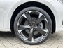 CUPRA Leon Sportstourer 1.4 e-Hybrid 204PK Performance / Panoramadak / Kuipstoelen / Stuur + Stoelverwarming / Verwarmbare Voorruit / Parkeersensoren Achter