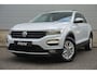 Volkswagen T-Roc 1.0 TSI 110pk Style | Airco | Parkeersensoren V+A | Adaptive Cruise