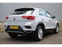 Volkswagen T-Roc 1.0 TSI 110pk Style | Airco | Parkeersensoren V+A | Adaptive Cruise