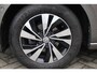 Volkswagen Polo 1.0 TSI Comfortline digital cockpit 15" LMV pdc voor en achter navigatie acc armsteun NL auto 1e eigenaar nieuw door ons geleverd en onderhouden
