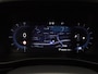 Volvo XC40 B4 211pk Plus Dark / Harman en Kardon audio / Keyless entry / Elektr. stoelen / Trekhaak / Stoel /- en stuurverwarming / Camera /